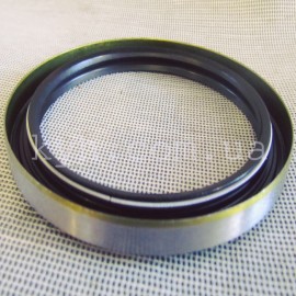 Сальник ступицы передней Богдан 